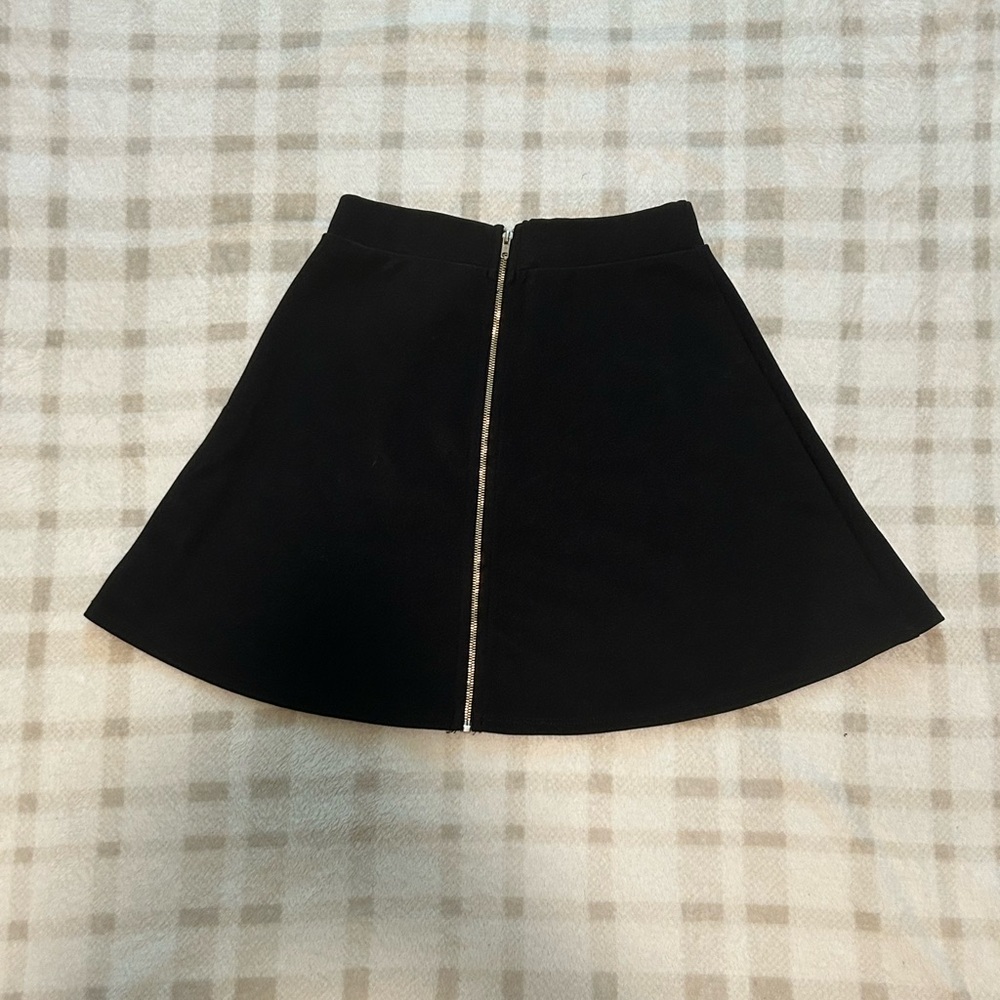 black mini skirt